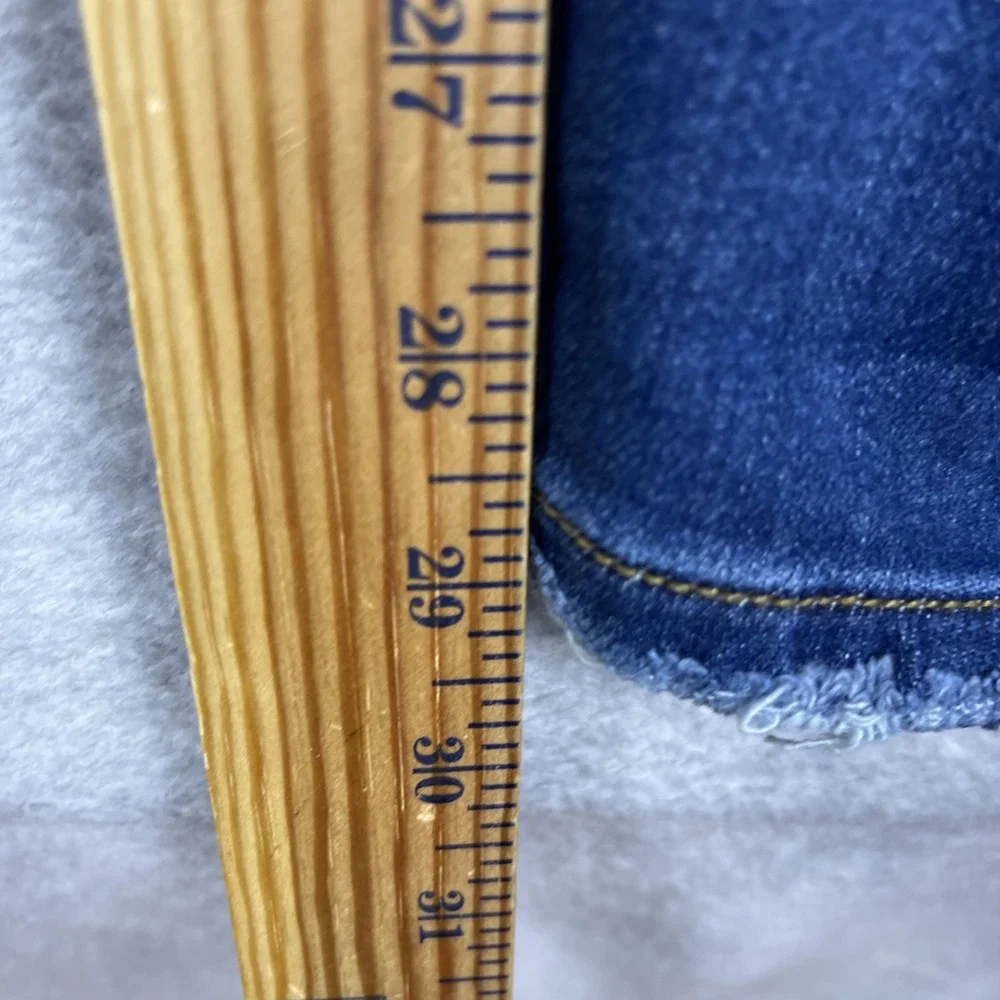 Judy Blue Slim Straight Jeans Womens 11/30 Blue Distressed Stretch Denim